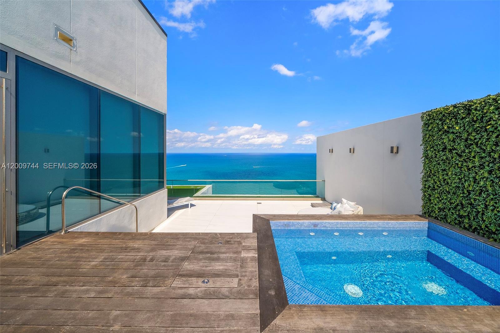 10201 Collins Ave #UPH2803, Bal Harbour FL 33154