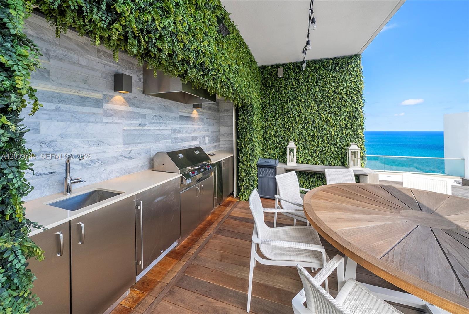 10201 Collins Ave #UPH2803, Bal Harbour FL 33154