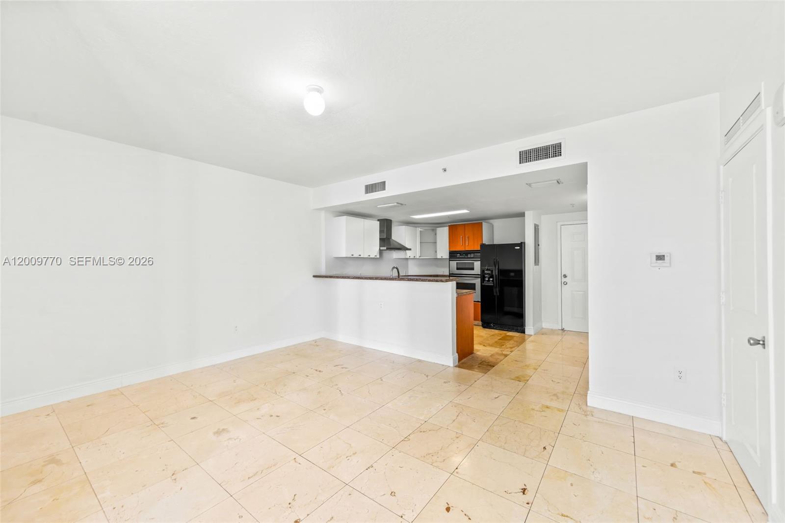 170 SE 14th St #1203, Miami FL 33131