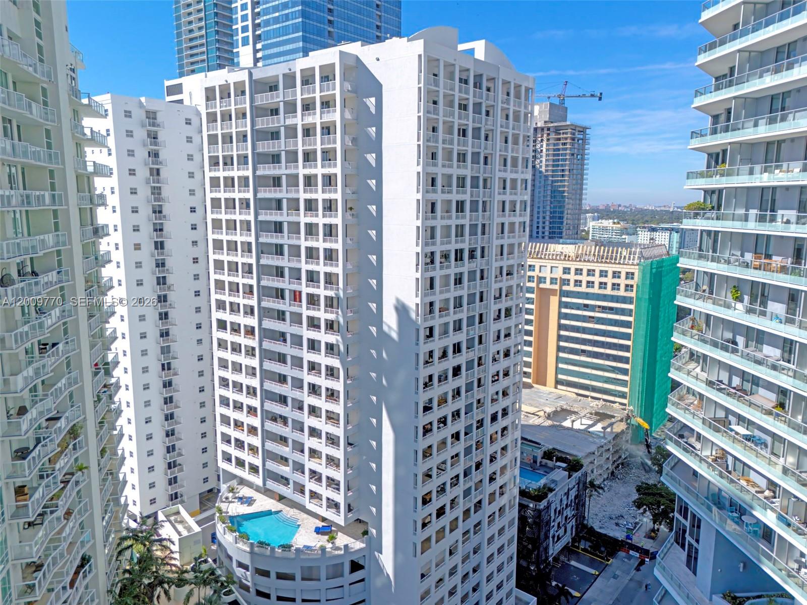 170 SE 14th St #1203, Miami FL 33131