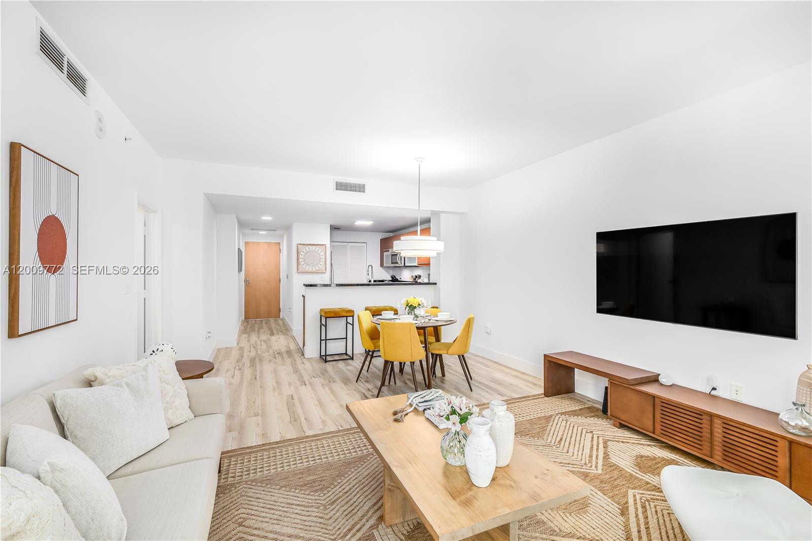 253 NE 2nd St #1606, Miami FL 33132