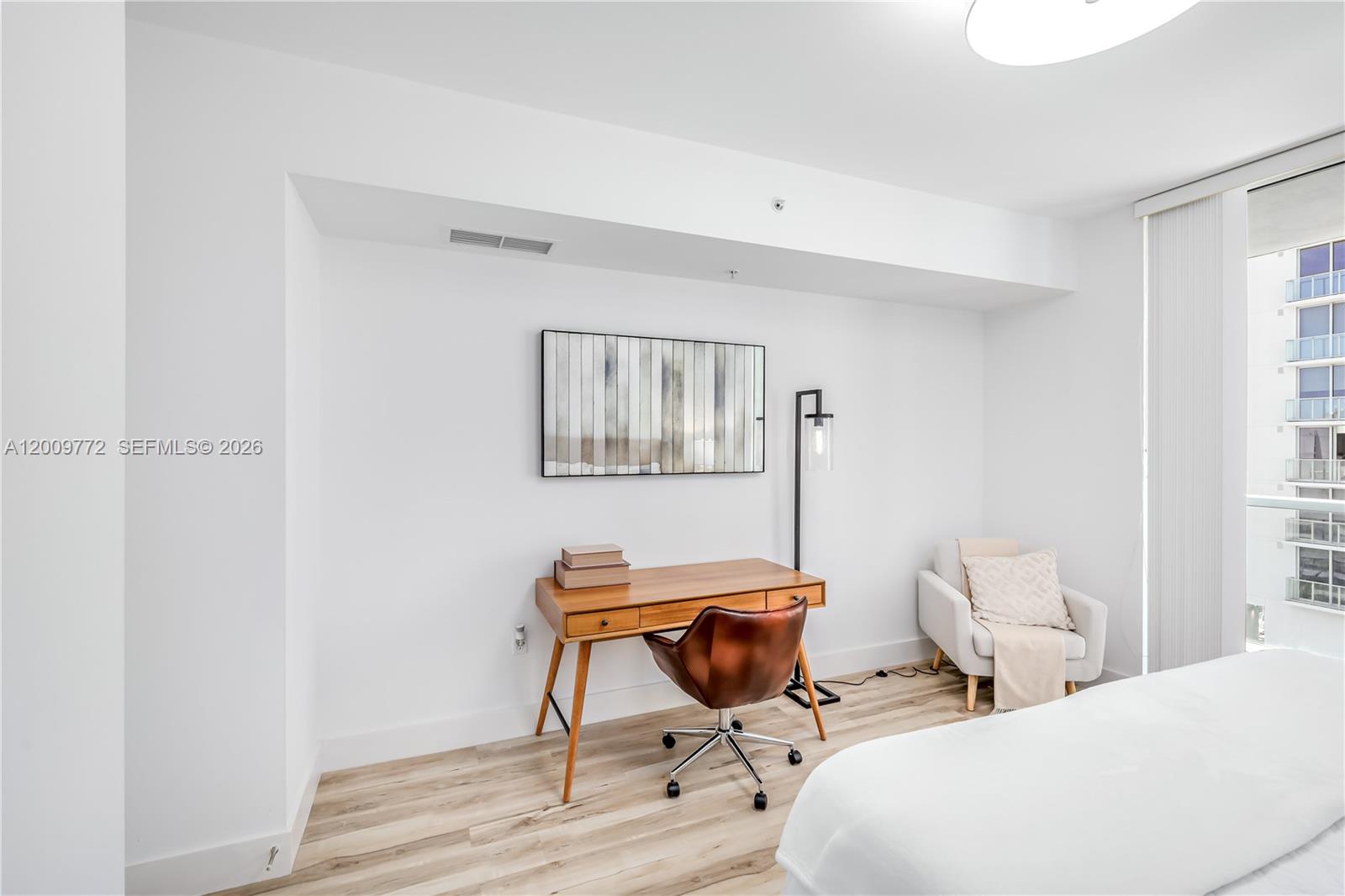 253 NE 2nd St #1606, Miami FL 33132