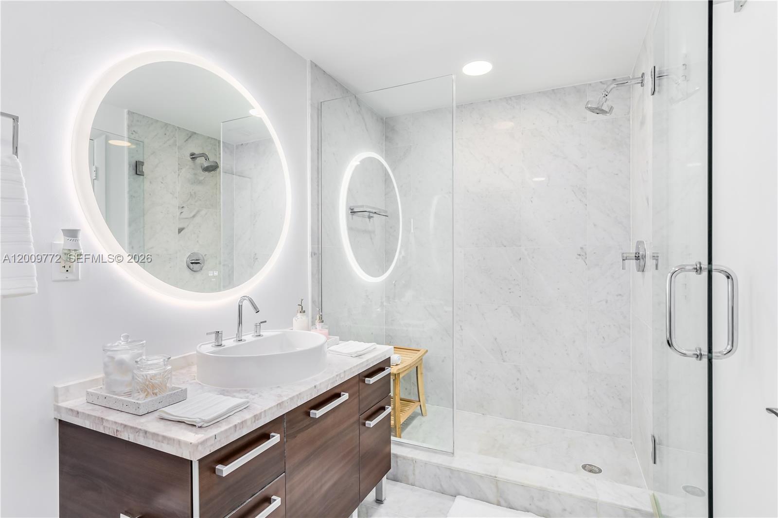 253 NE 2nd St #1606, Miami FL 33132