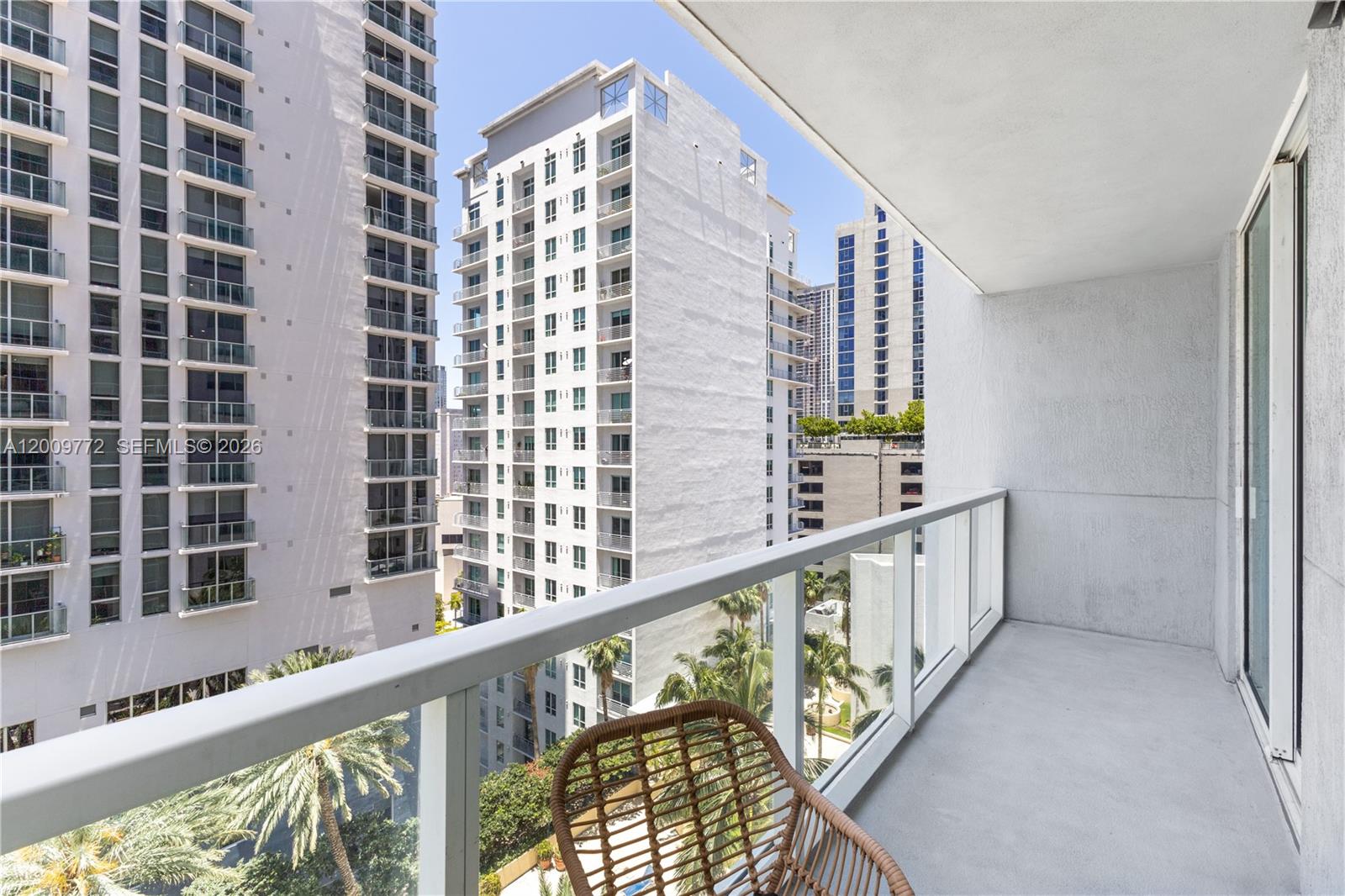 253 NE 2nd St #1606, Miami FL 33132