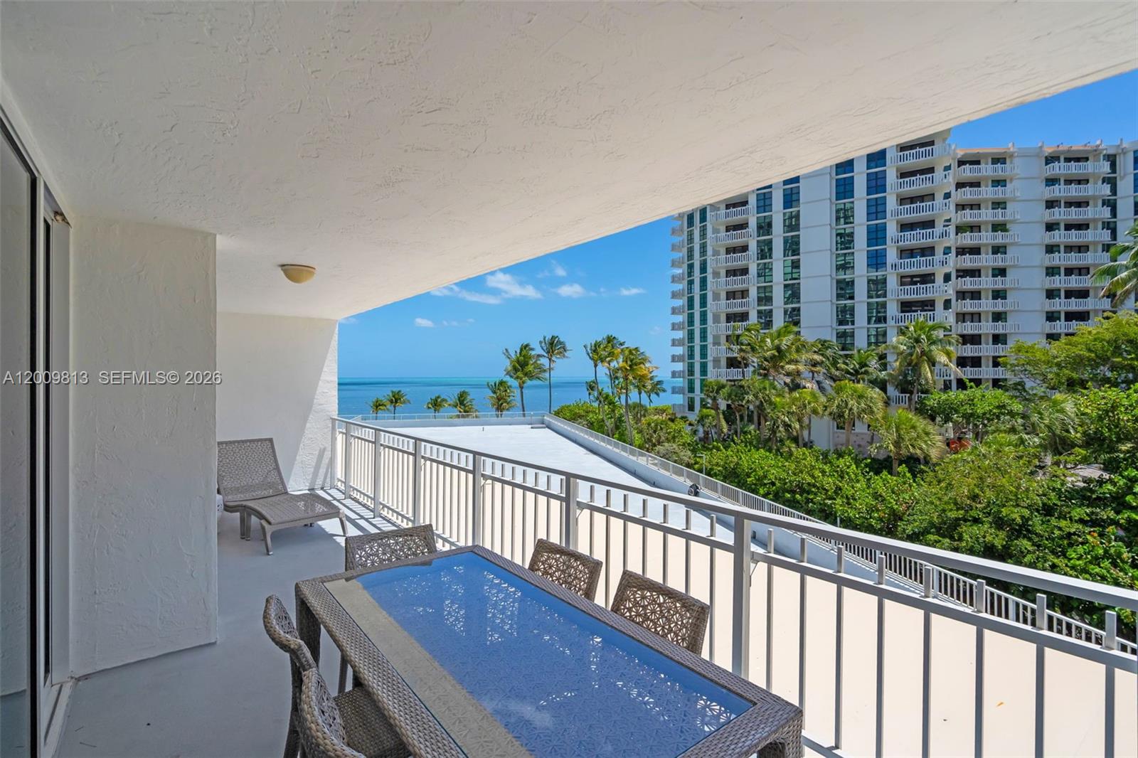 600 Grapetree Dr #4DS, Key Biscayne FL 33149