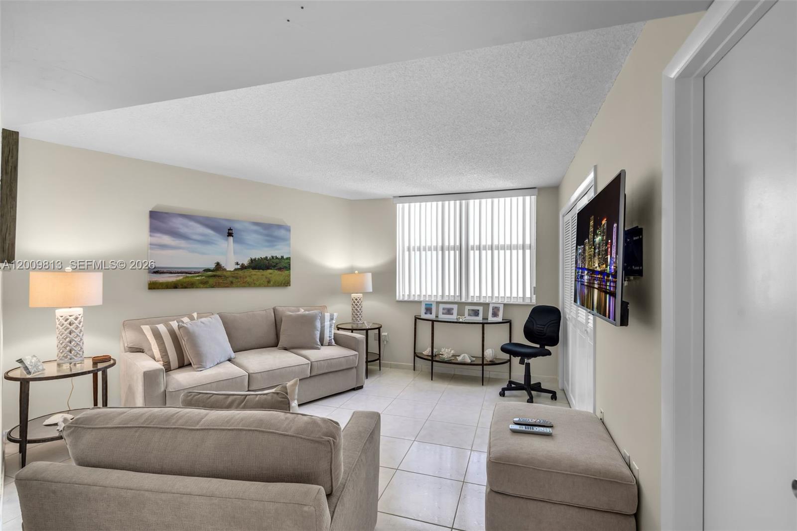 600 Grapetree Dr #4DS, Key Biscayne FL 33149