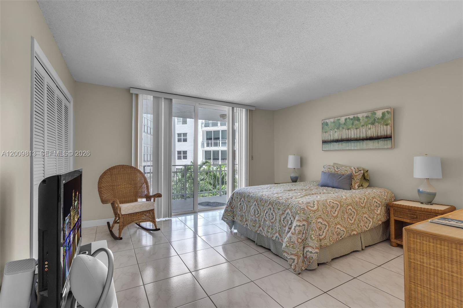 600 Grapetree Dr #4DS, Key Biscayne FL 33149