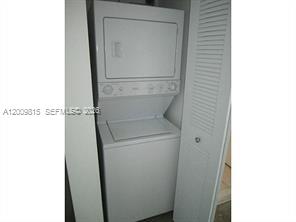 133 NE 2nd Ave #1709, Miami FL 33132