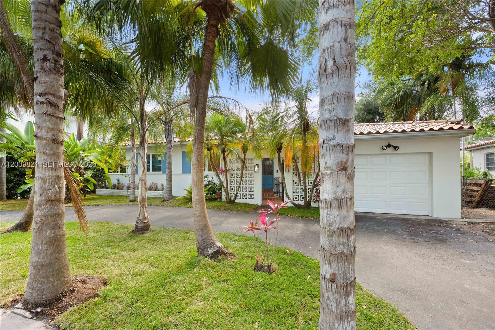 5614 San Vicente St, Coral Gables FL 33146