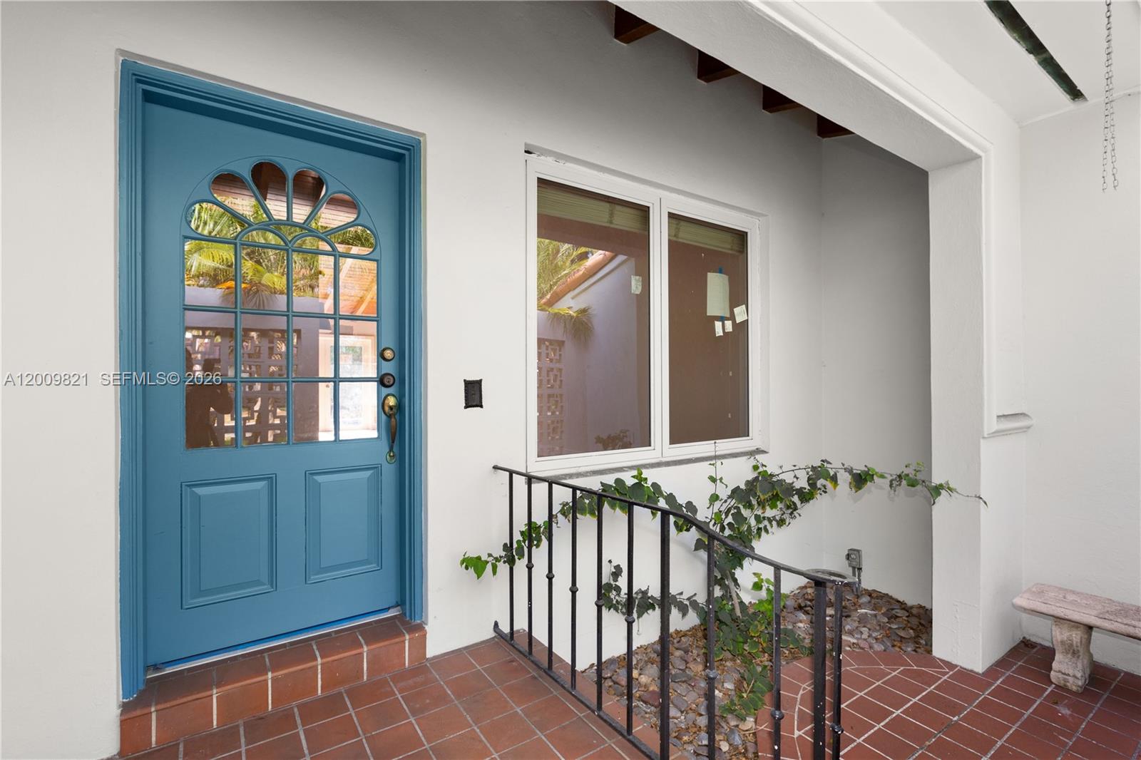 5614 San Vicente St, Coral Gables FL 33146