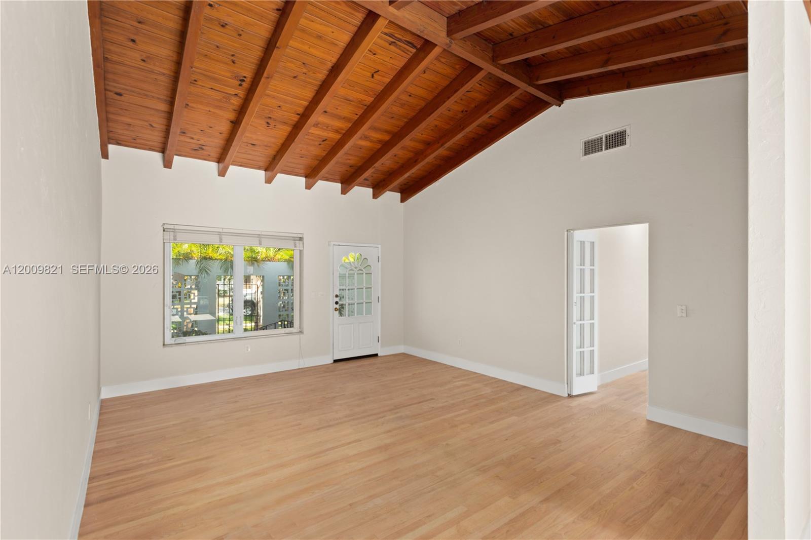 5614 San Vicente St, Coral Gables FL 33146