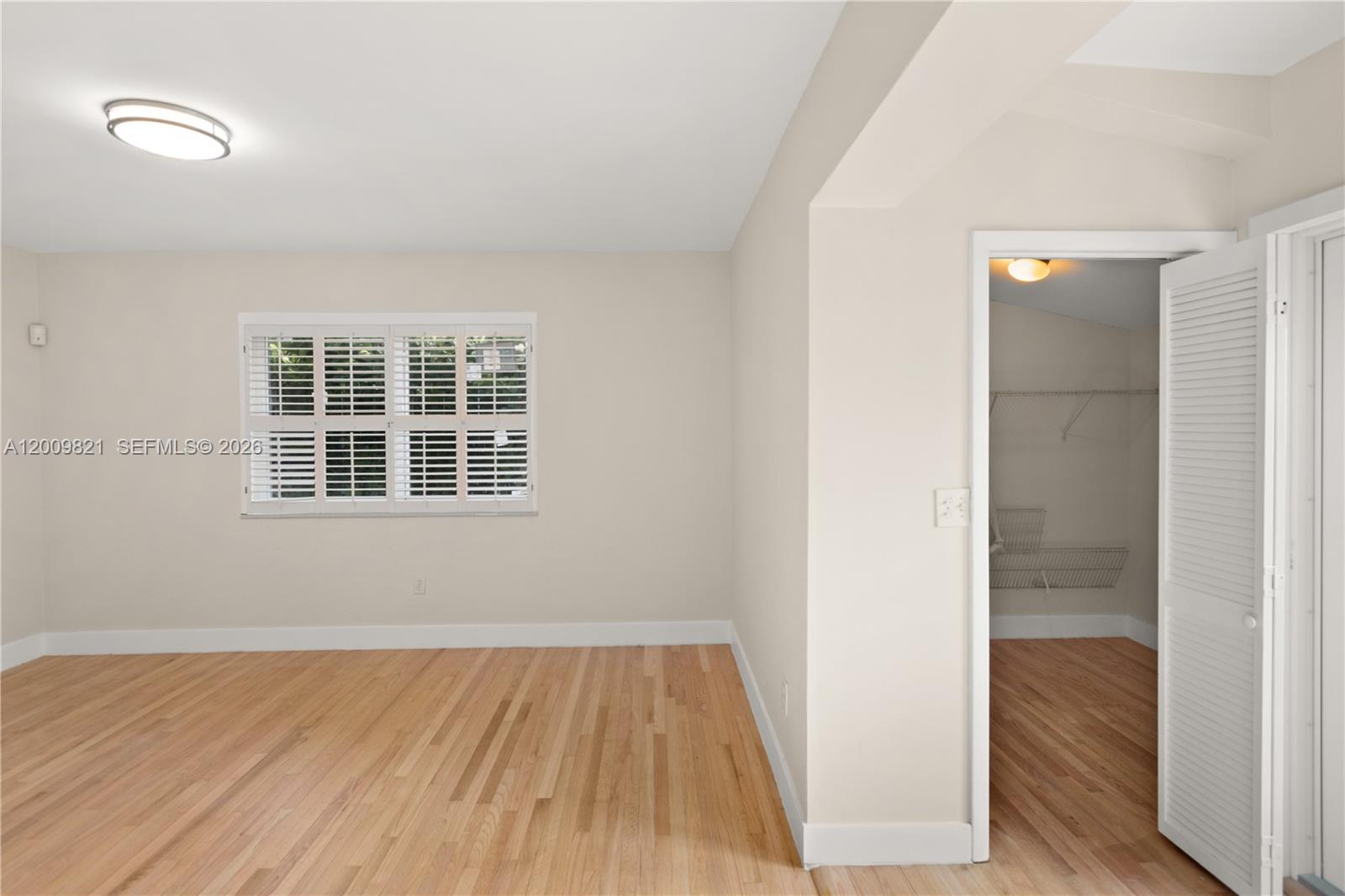 5614 San Vicente St, Coral Gables FL 33146