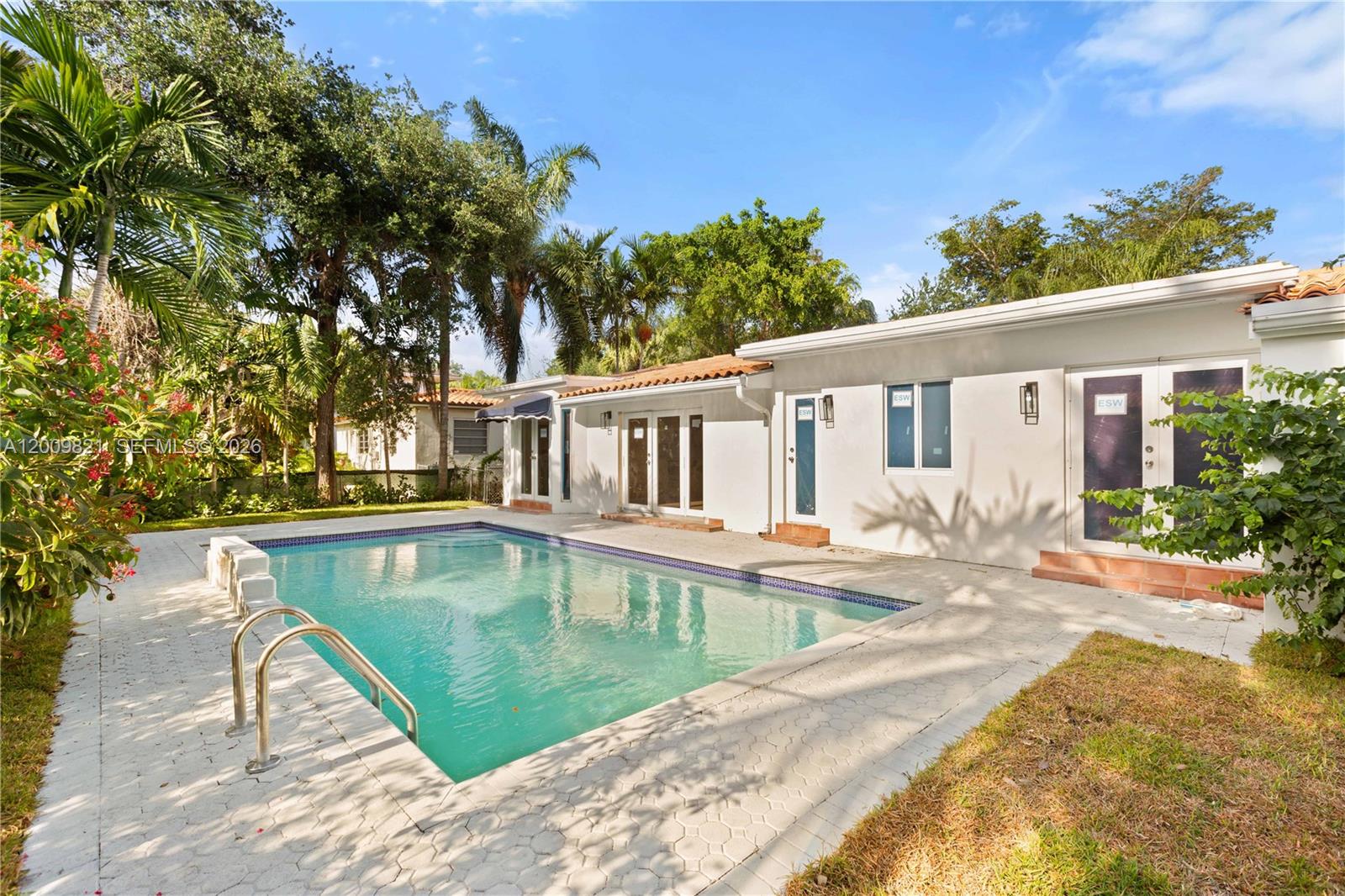 5614 San Vicente St, Coral Gables FL 33146