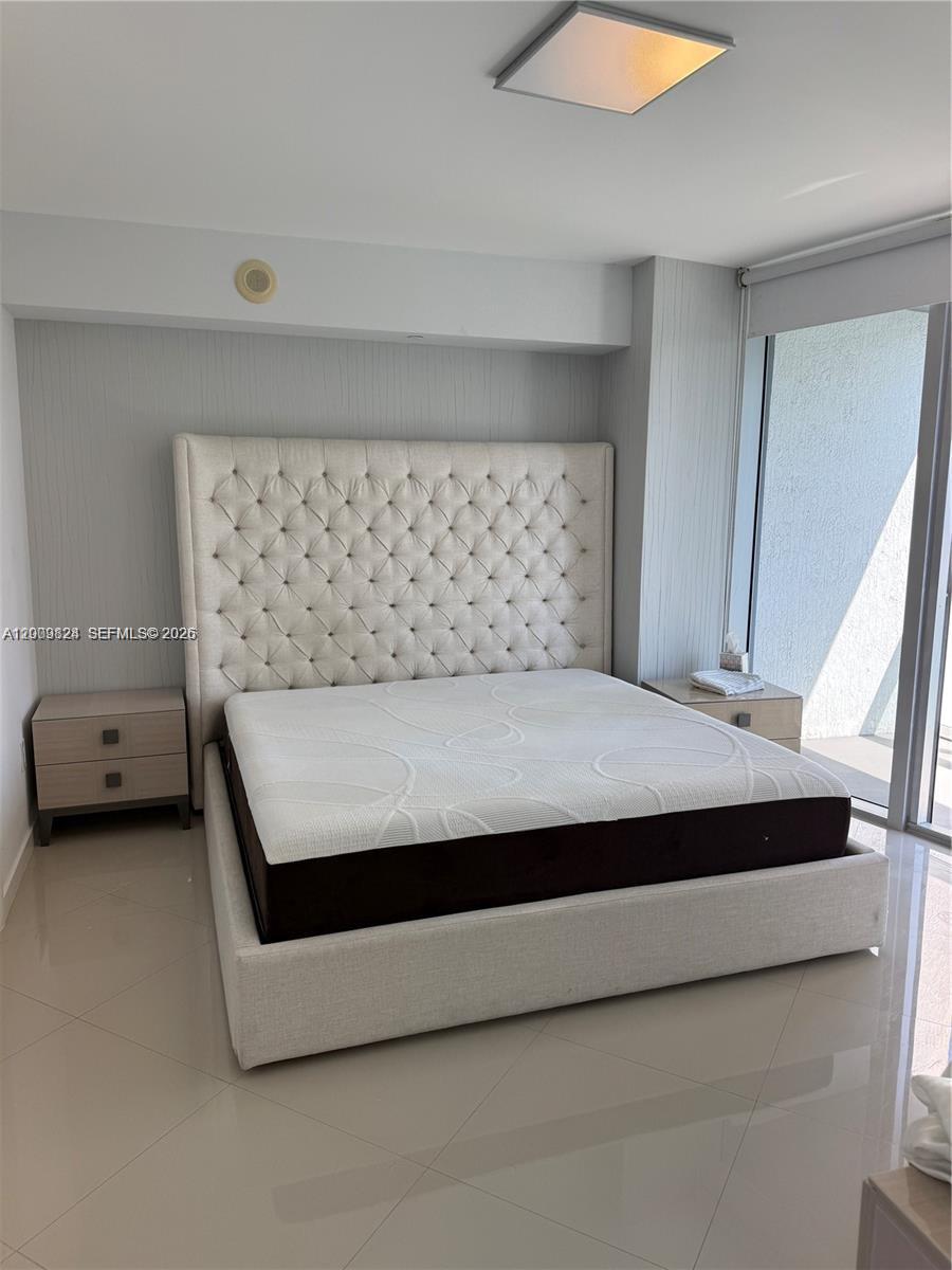 465 Brickell Ave #619, Miami FL 33131
