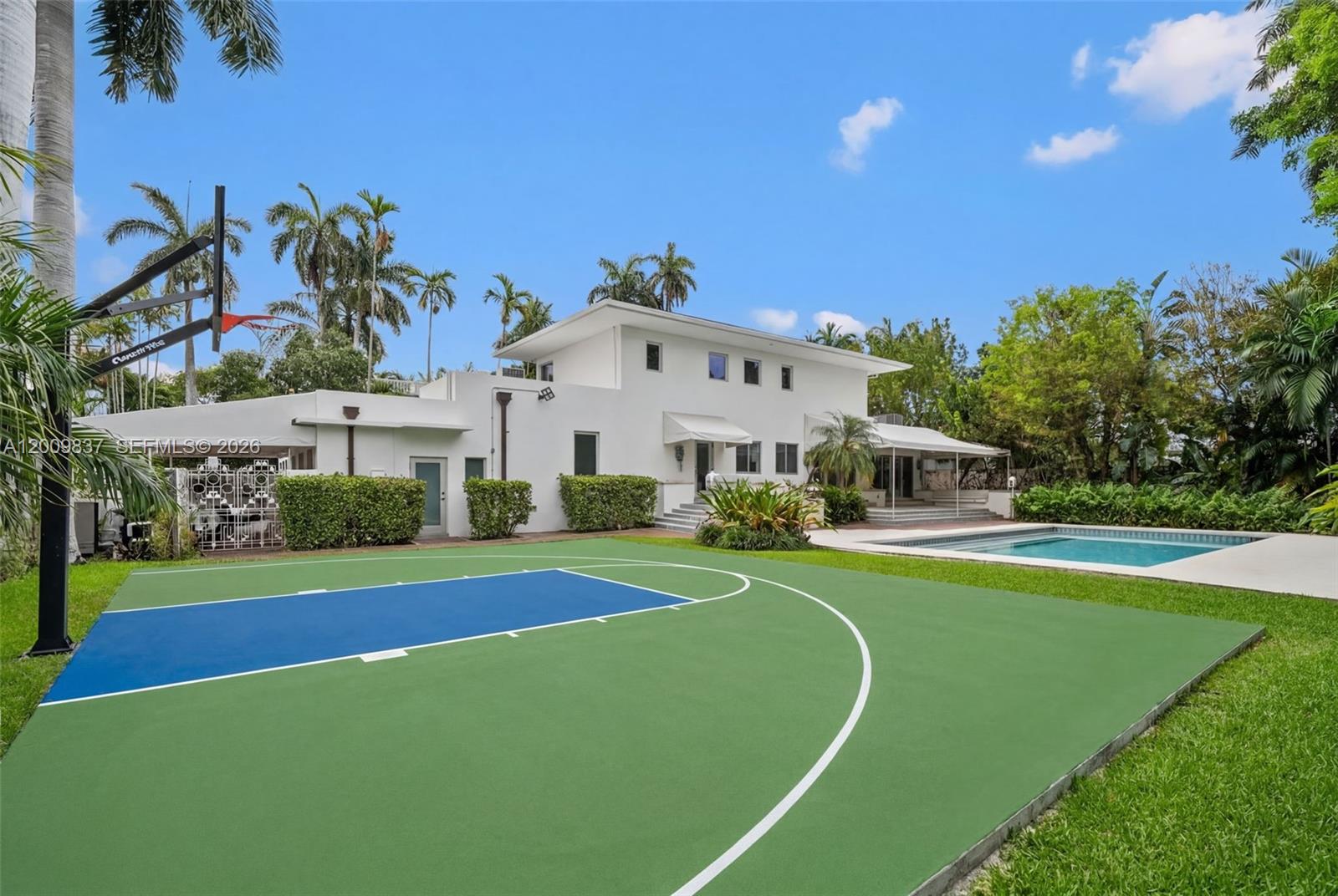 114 3 San Marino Ter, Miami Beach FL 33139