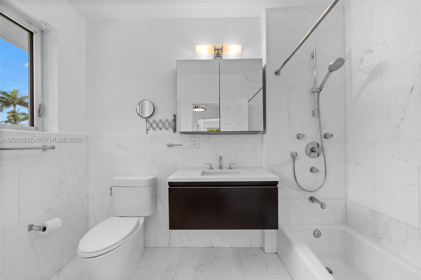 114 3 San Marino Ter, Miami Beach FL 33139
