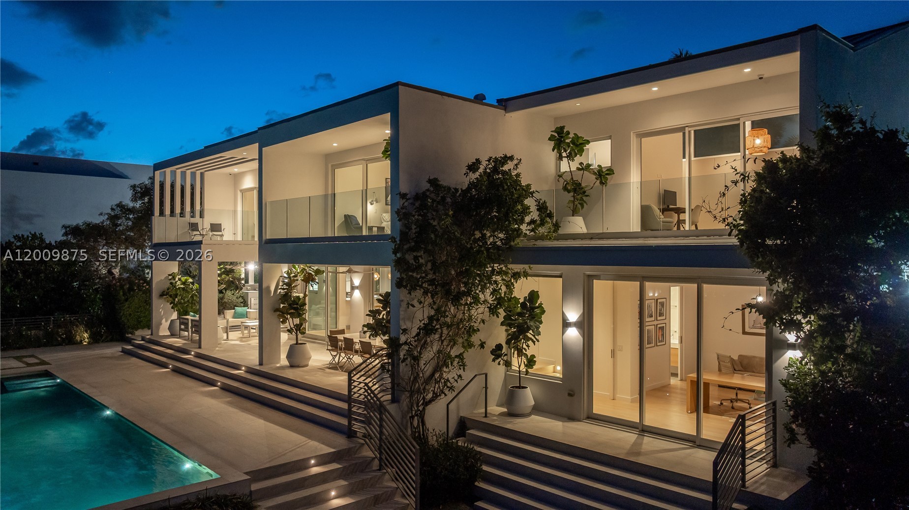 120 Knollwood Dr, Key Biscayne FL 33149