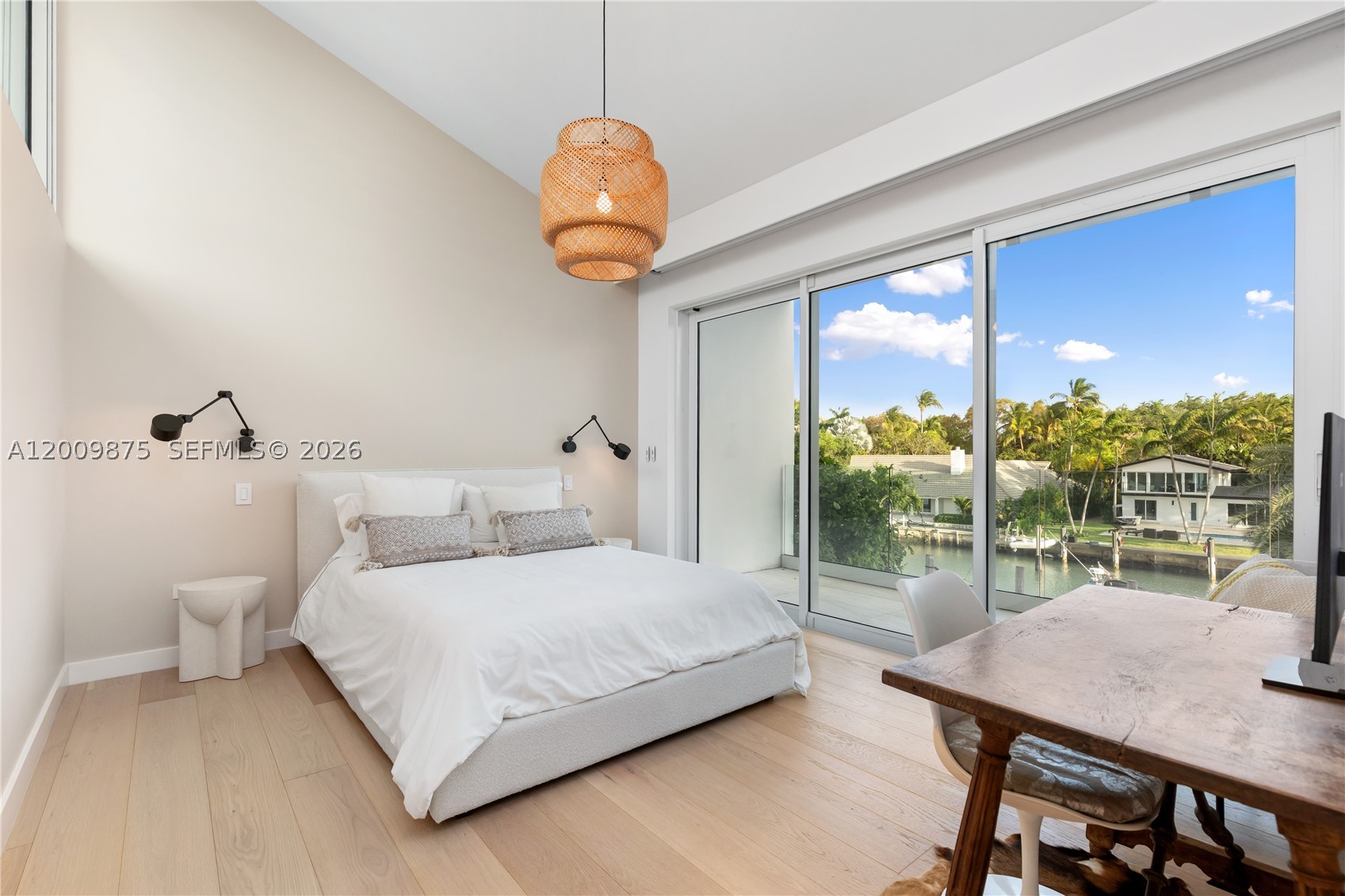 120 Knollwood Dr, Key Biscayne FL 33149