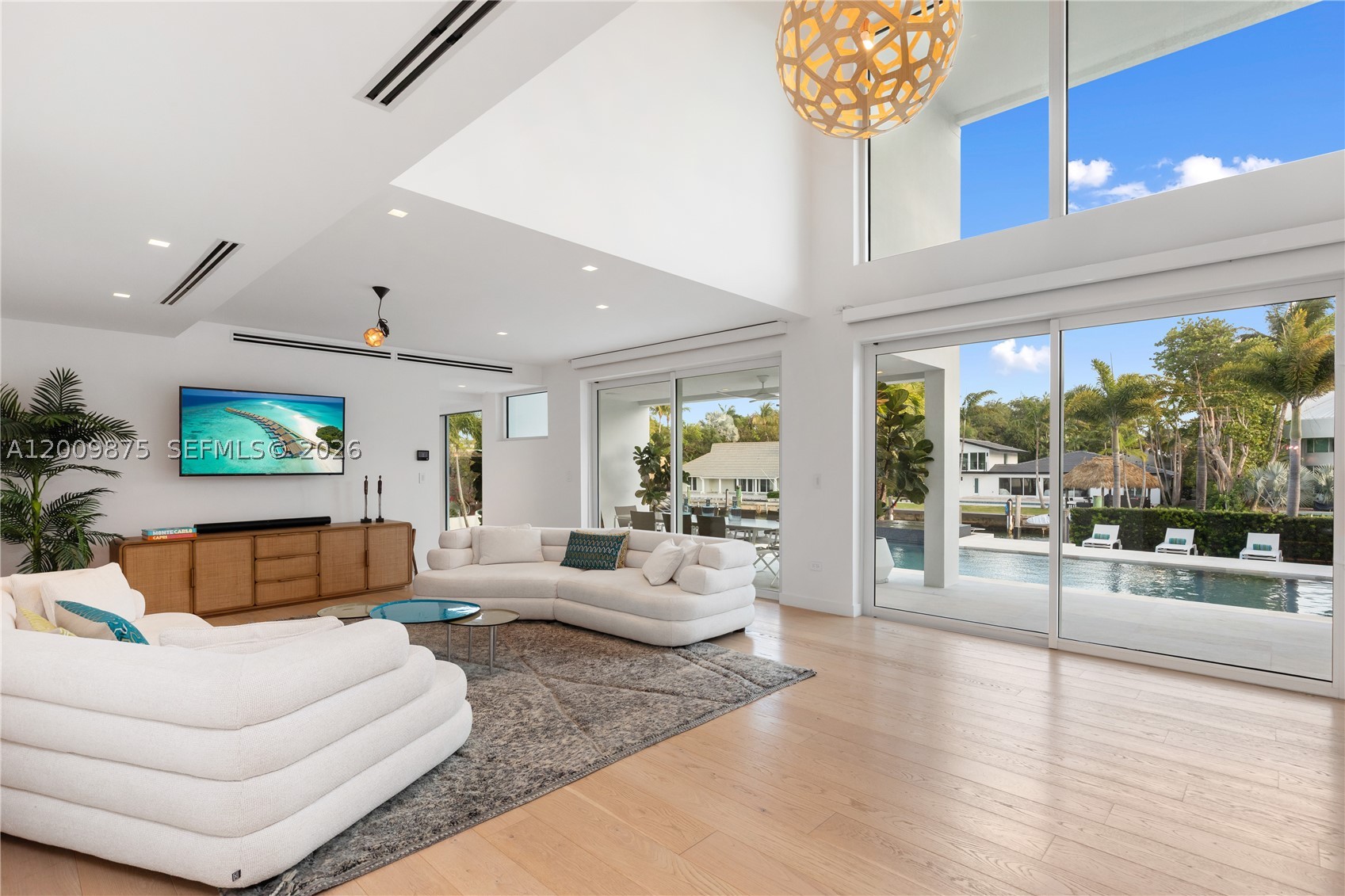 120 Knollwood Dr, Key Biscayne FL 33149