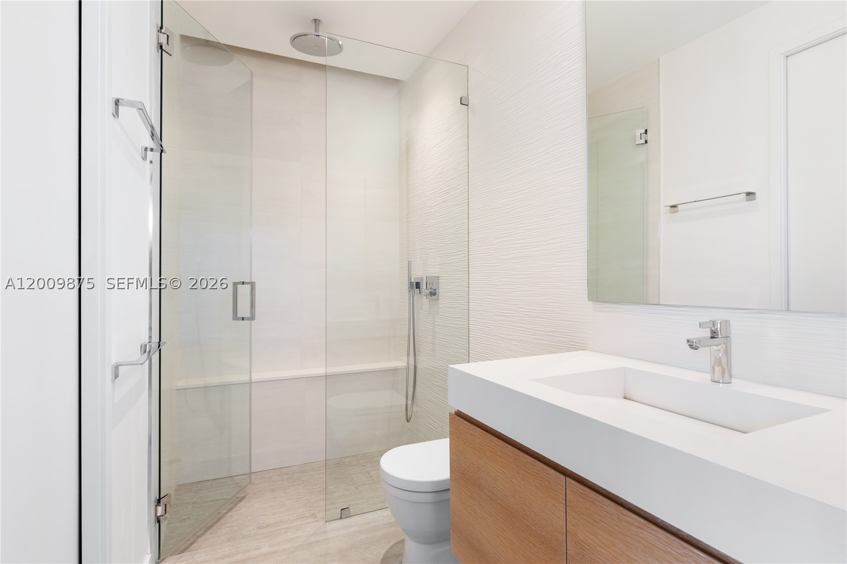 120 Knollwood Dr, Key Biscayne FL 33149