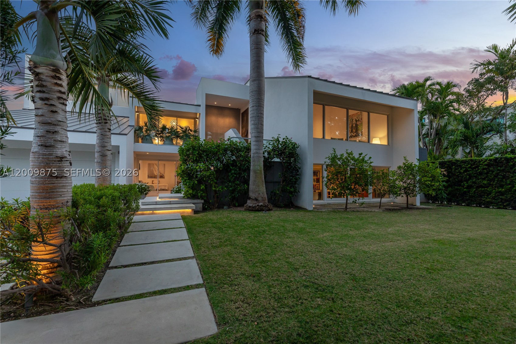 120 Knollwood Dr, Key Biscayne FL 33149