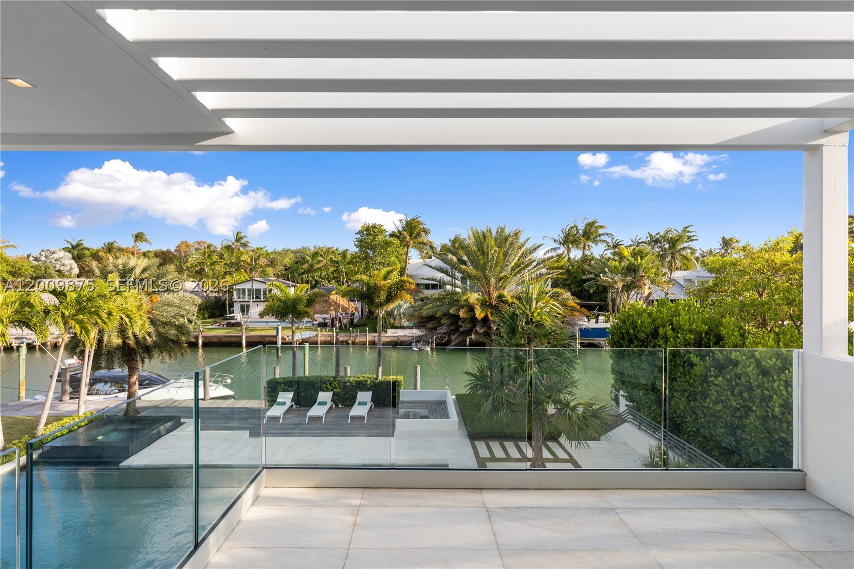 120 Knollwood Dr, Key Biscayne FL 33149