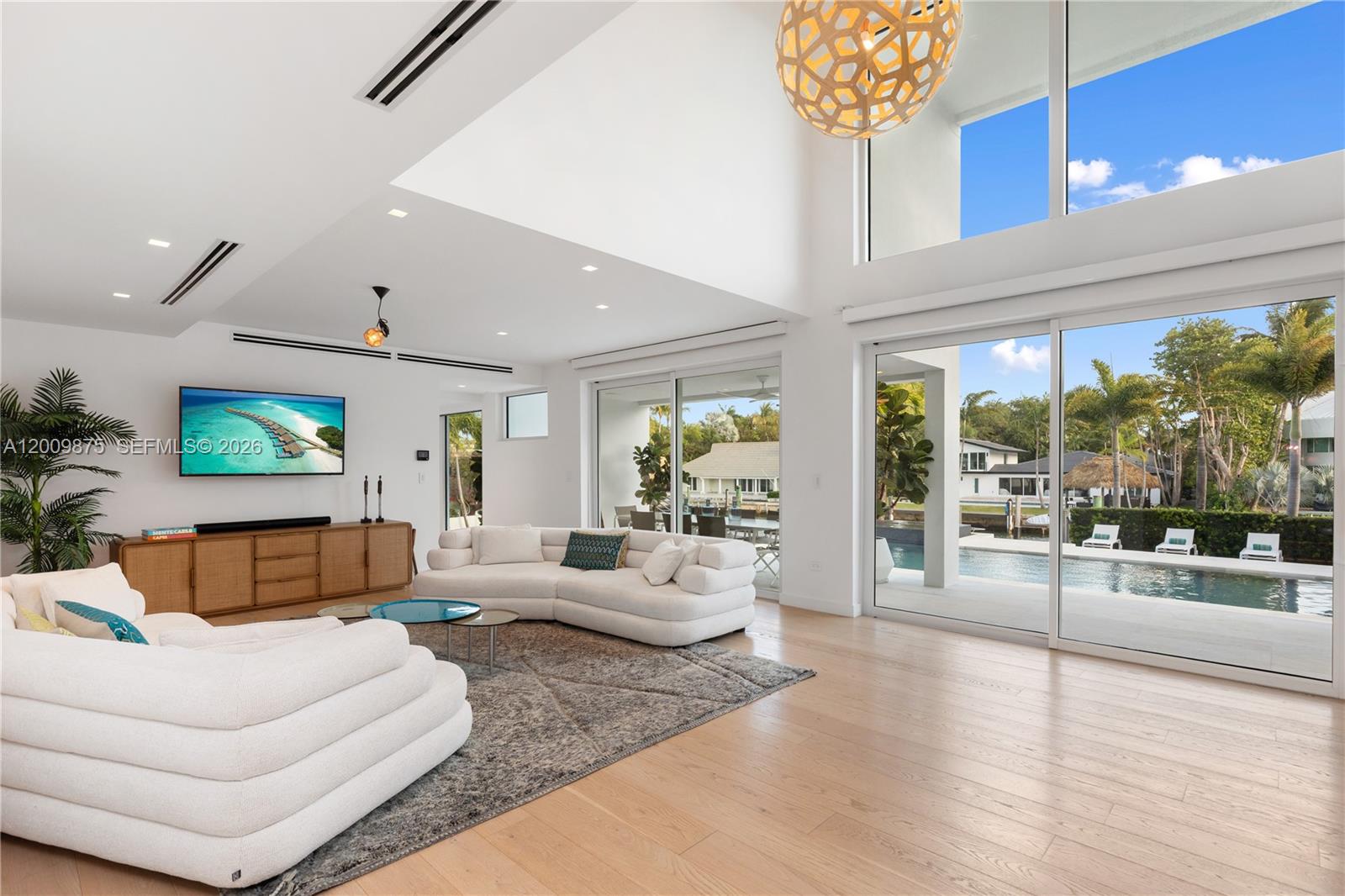 120 Knollwood Dr, Key Biscayne FL 33149
