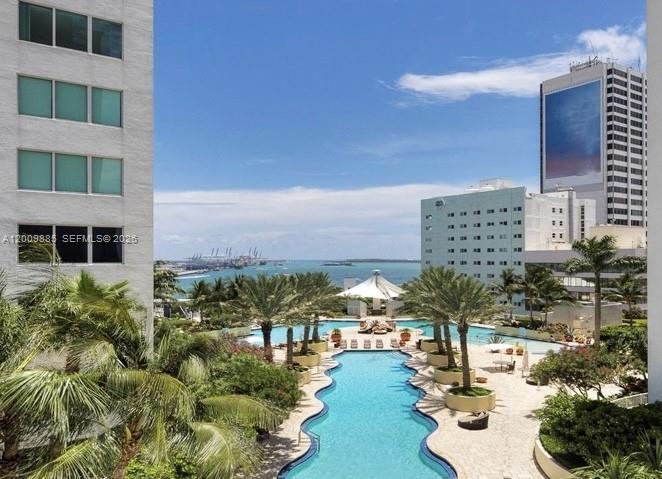 253 NE 2nd St #2005, Miami FL 33132