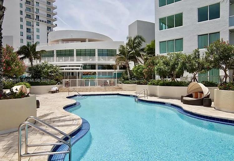 253 NE 2nd St #2005, Miami FL 33132