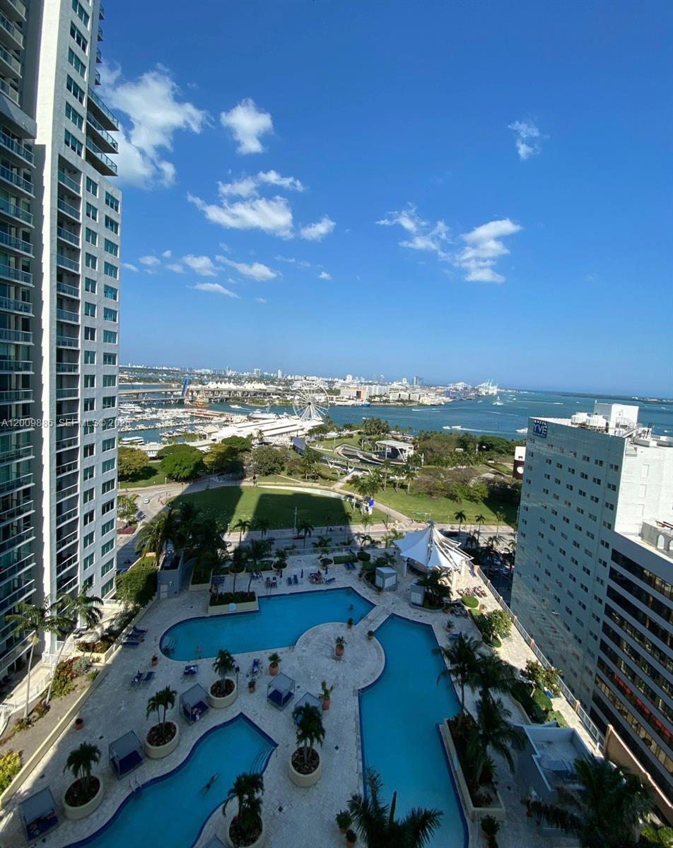 253 NE 2nd St #2005, Miami FL 33132