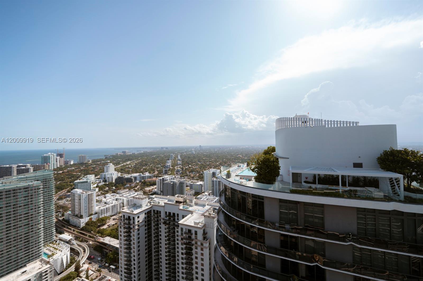 45 SW 9th St #4906, Miami FL 33130