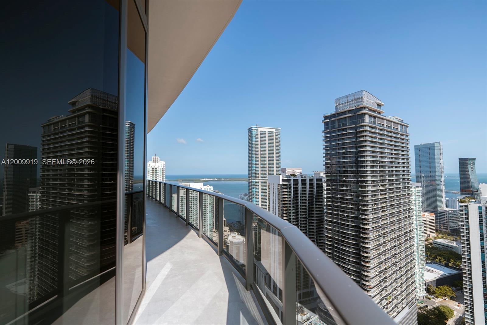 45 SW 9th St #4906, Miami FL 33130