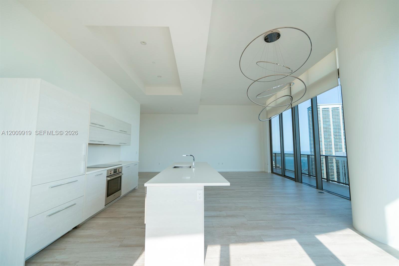 45 SW 9th St #4906, Miami FL 33130