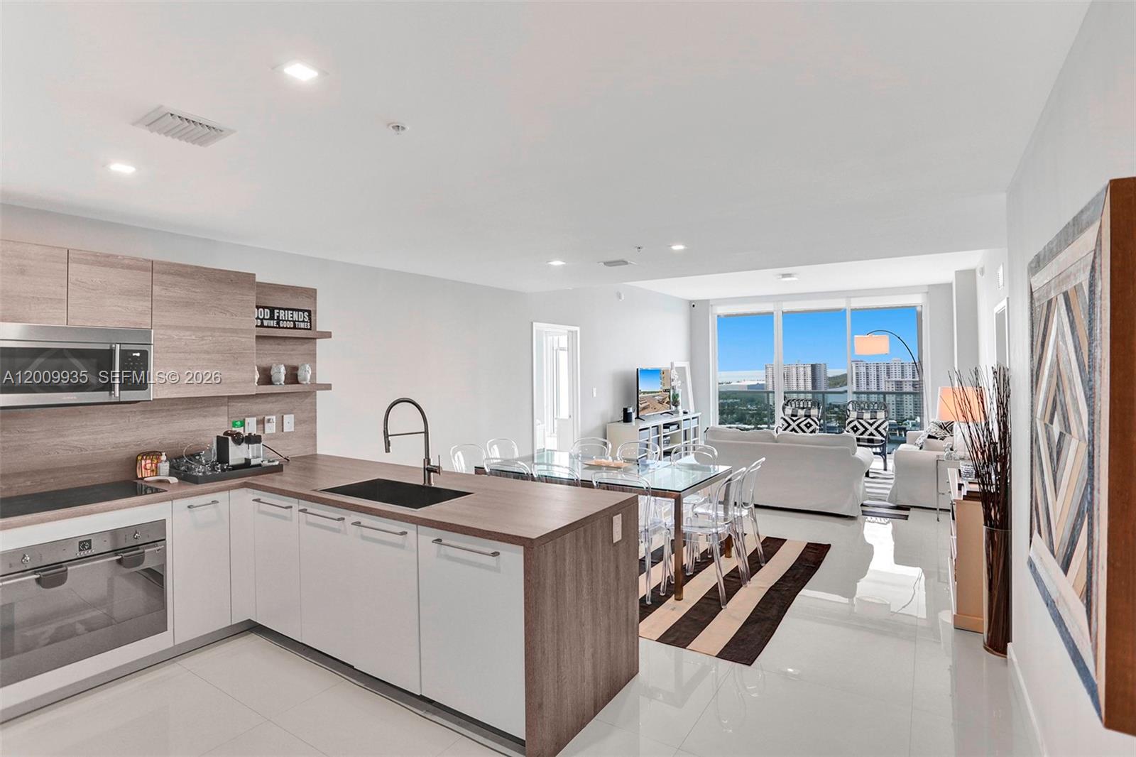 400 Sunny Isles Blvd #2021, Sunny Isles Beach FL 33160