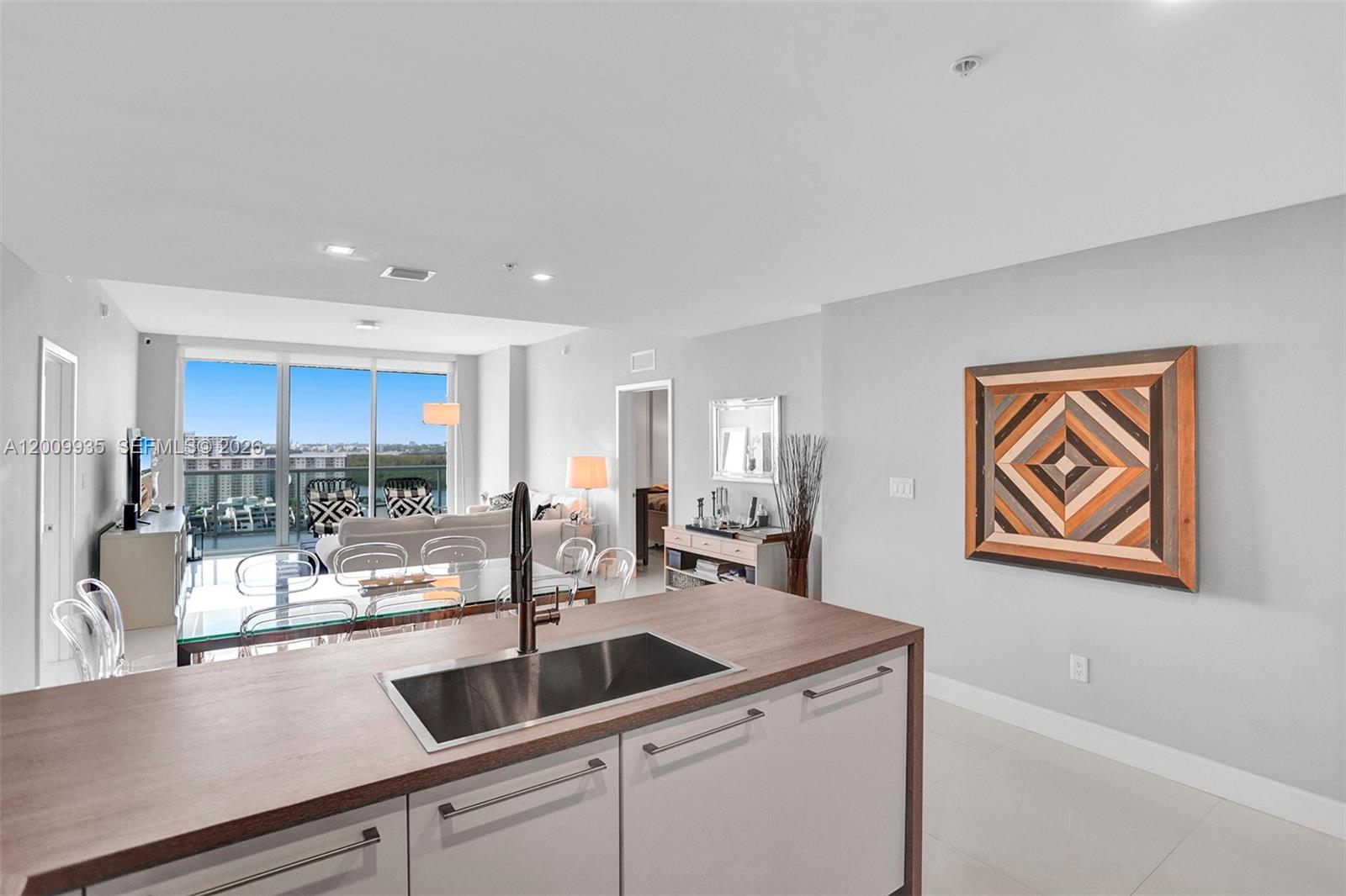 400 Sunny Isles Blvd #2021, Sunny Isles Beach FL 33160
