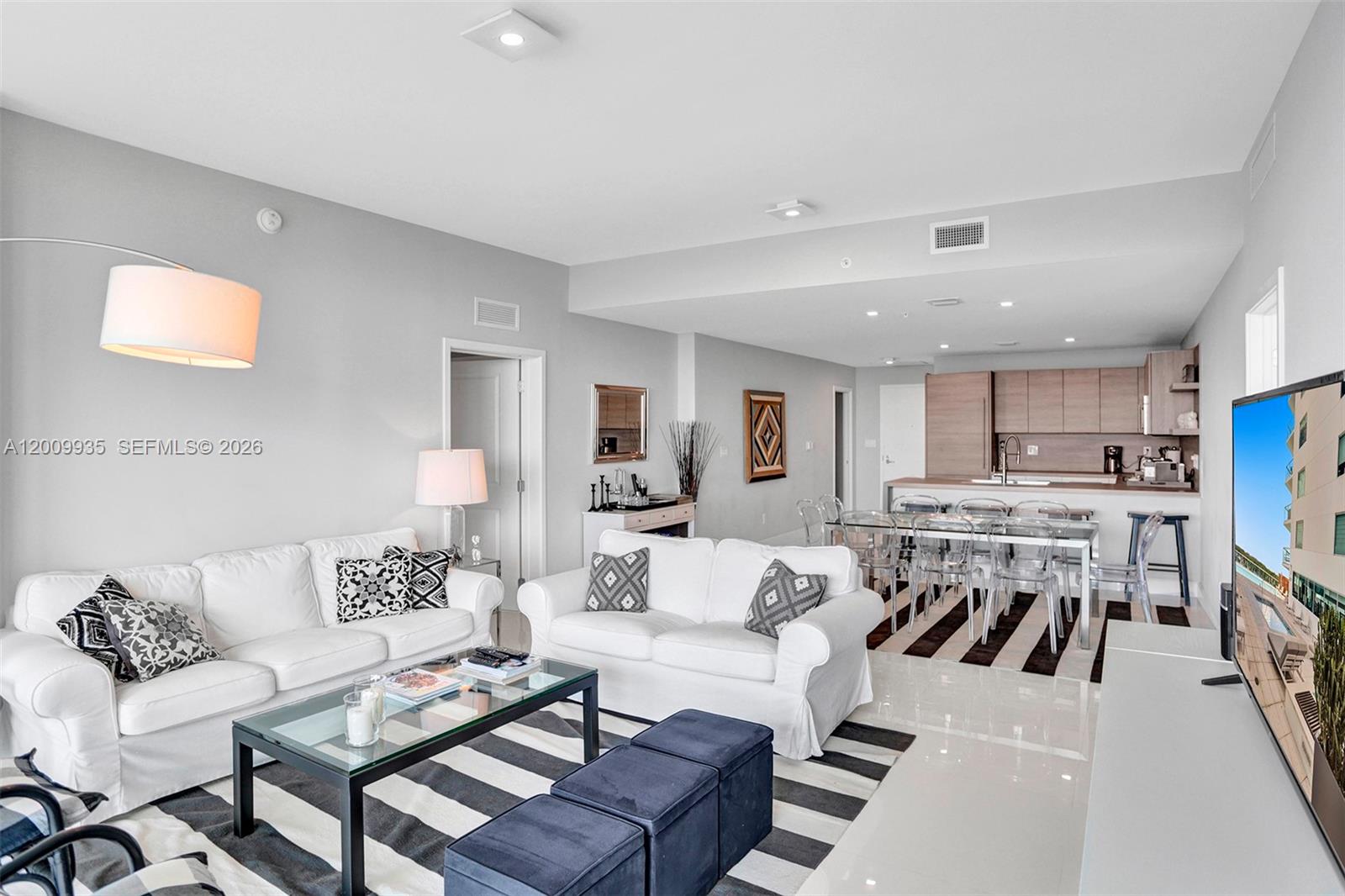 400 Sunny Isles Blvd #2021, Sunny Isles Beach FL 33160
