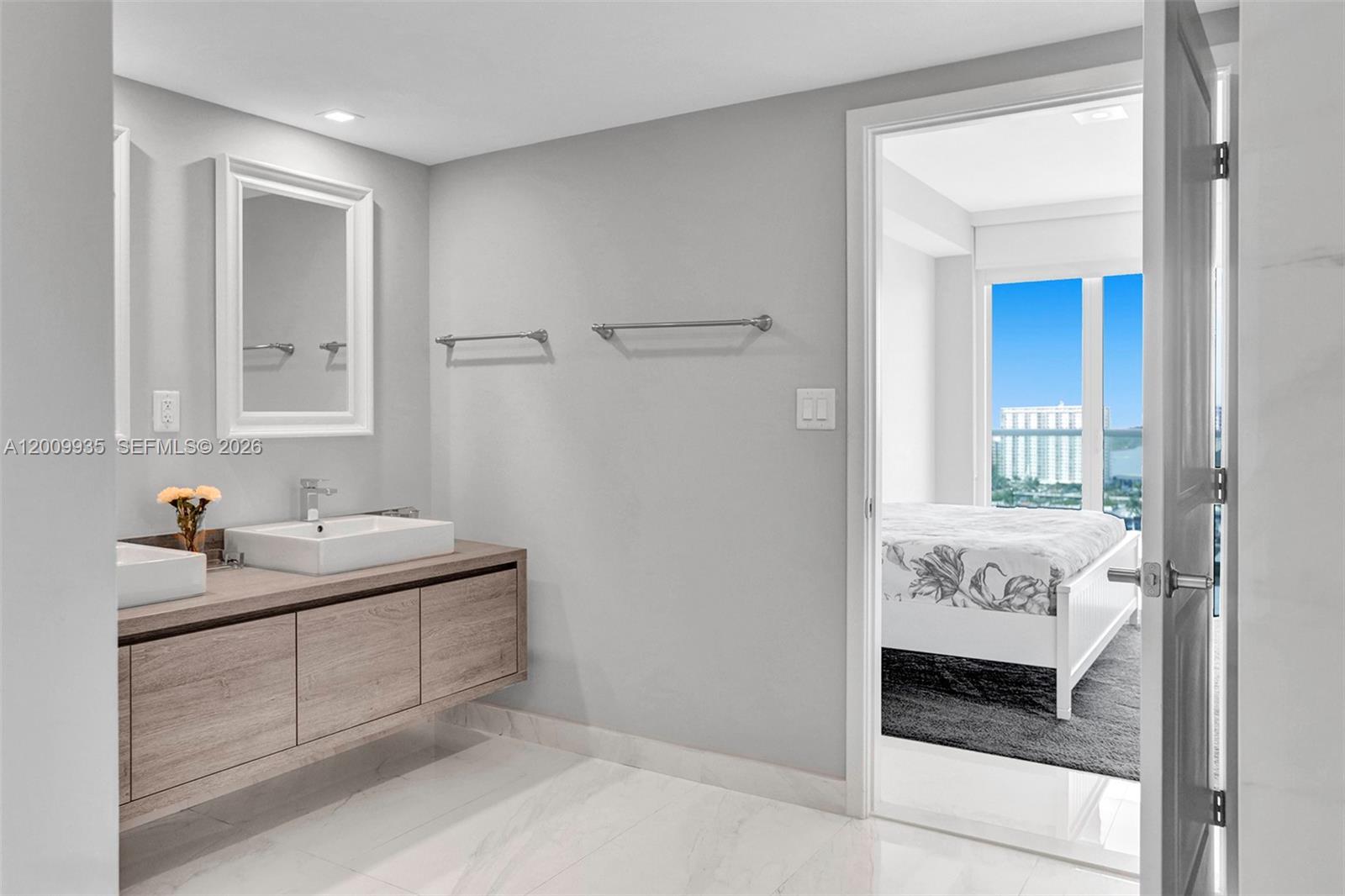 400 Sunny Isles Blvd #2021, Sunny Isles Beach FL 33160