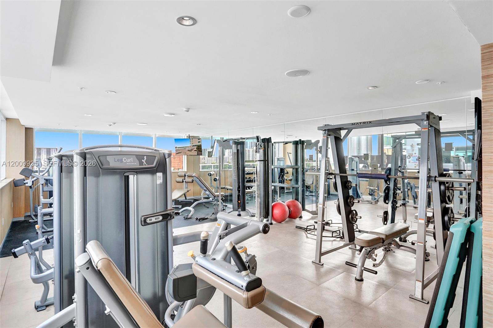 400 Sunny Isles Blvd #2021, Sunny Isles Beach FL 33160