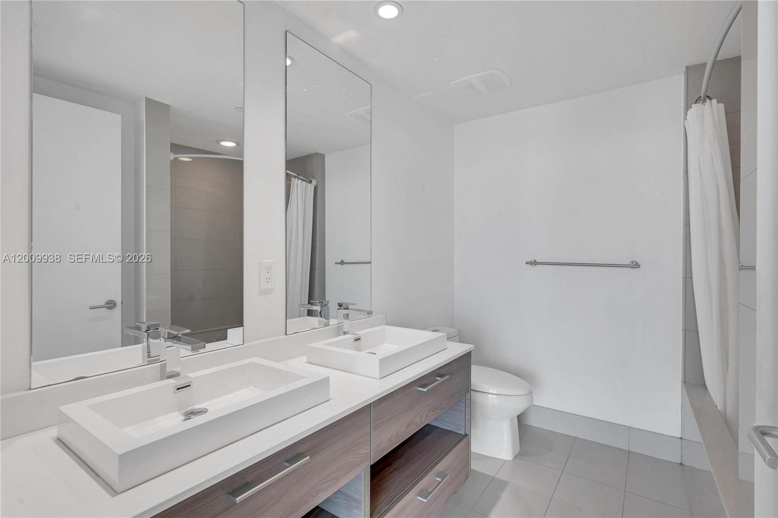1300 S Miami Ave #4711, Miami FL 33130