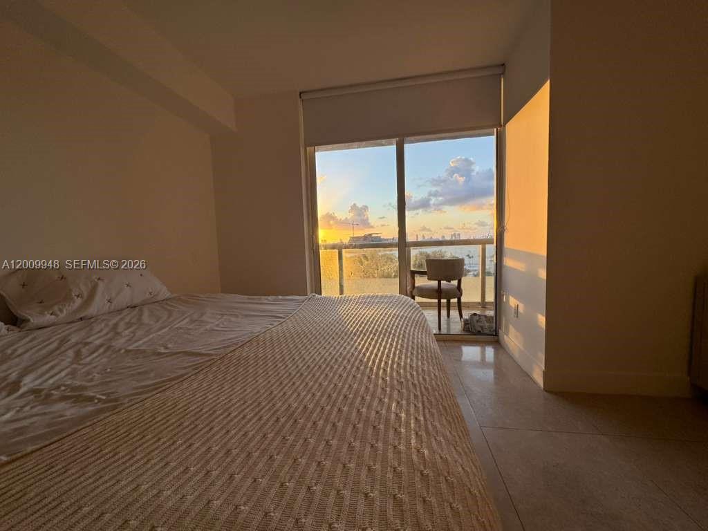 50 Biscayne Blvd #809, Miami FL 33132