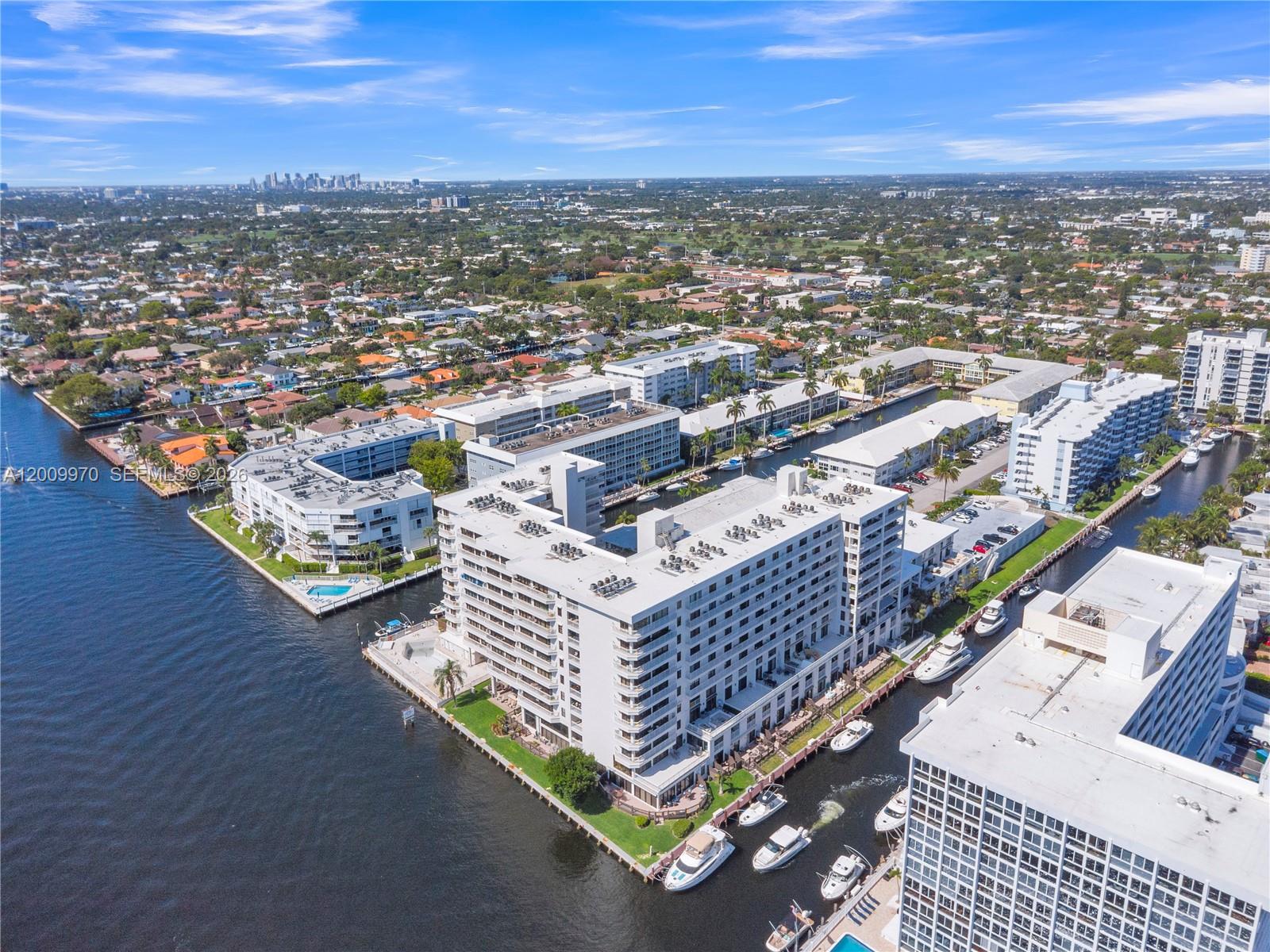 3100 NE 48th St #PH6, Fort Lauderdale FL 33308
