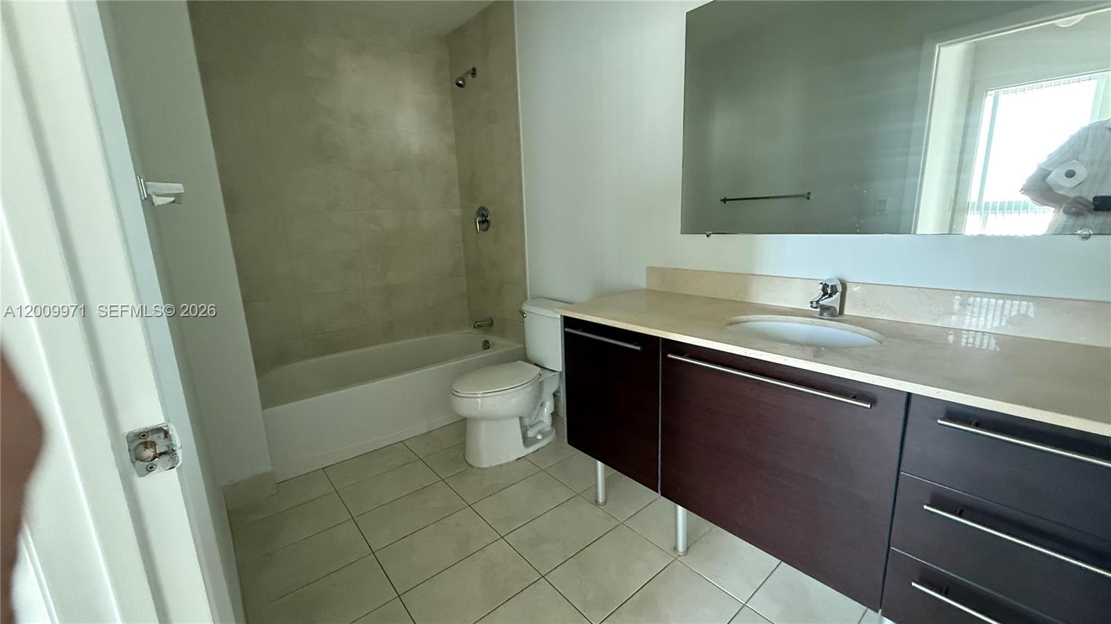 1900 N BAYSHORE DR #1911, Miami FL 33132