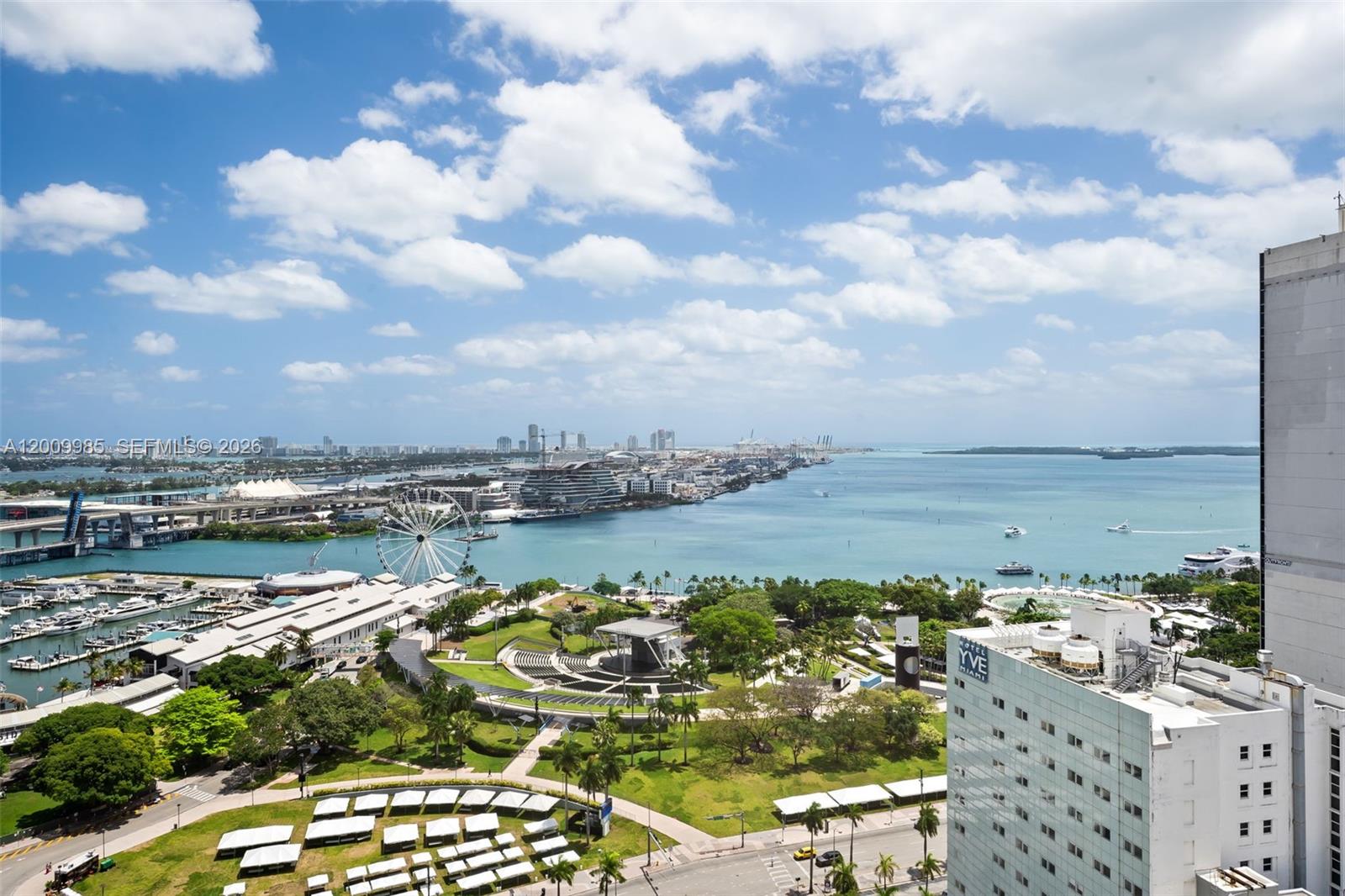 253 NE 2nd St #2503, Miami FL 33132