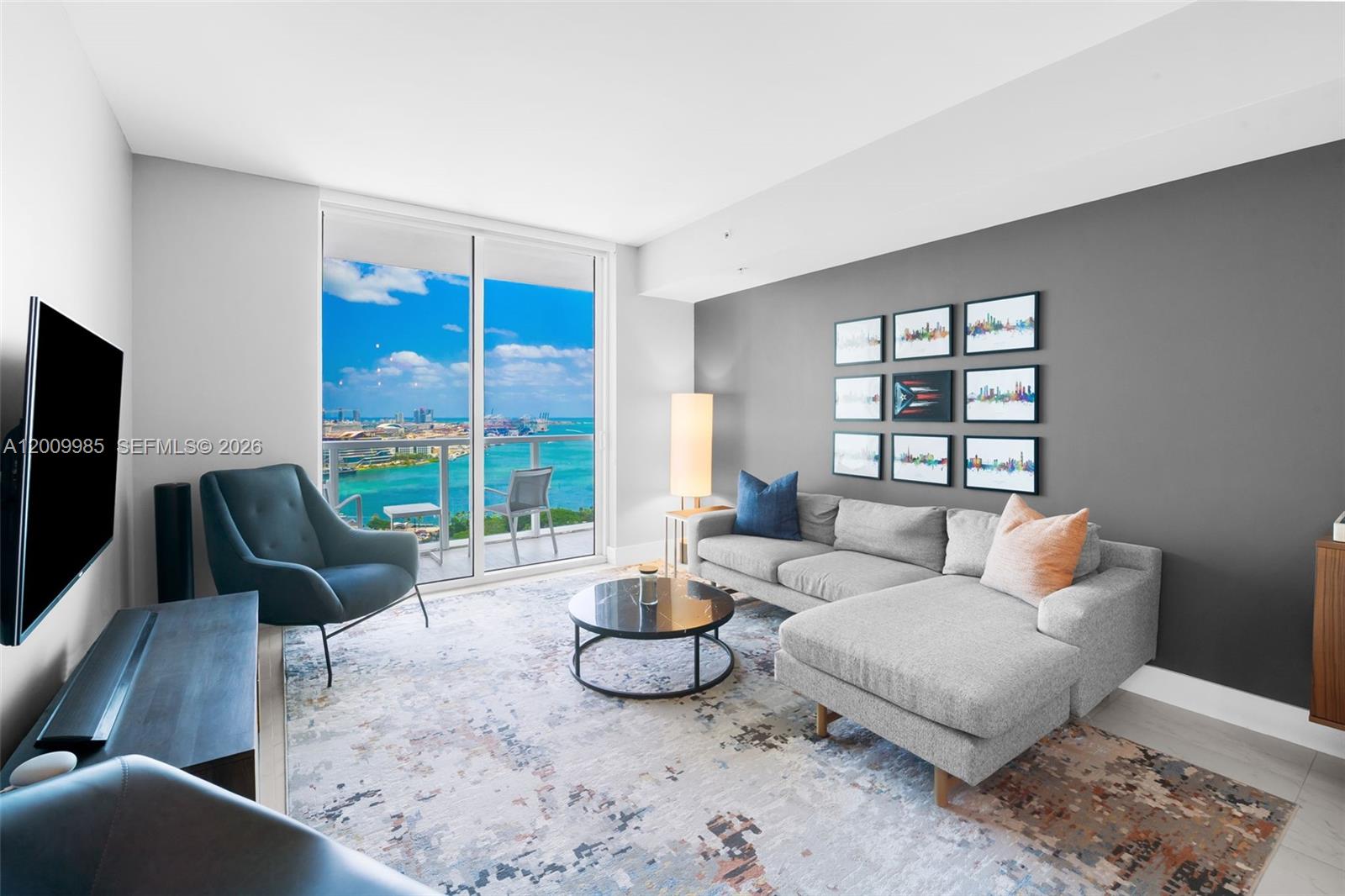 253 NE 2nd St #2503, Miami FL 33132
