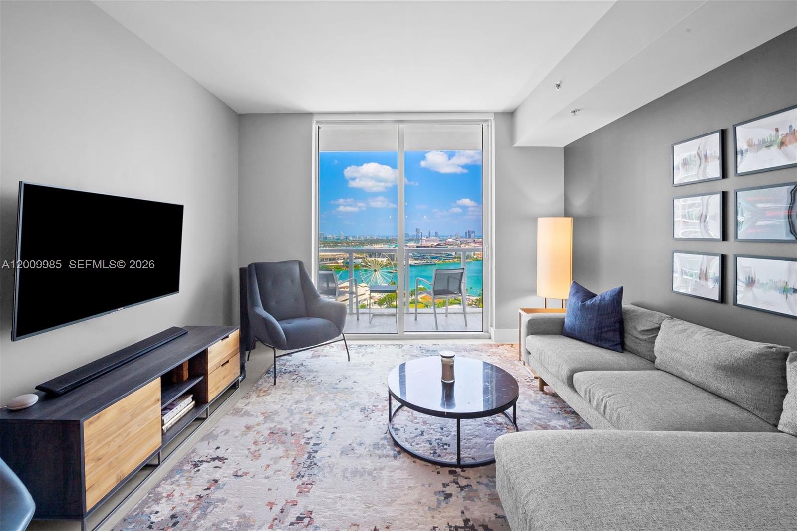 253 NE 2nd St #2503, Miami FL 33132