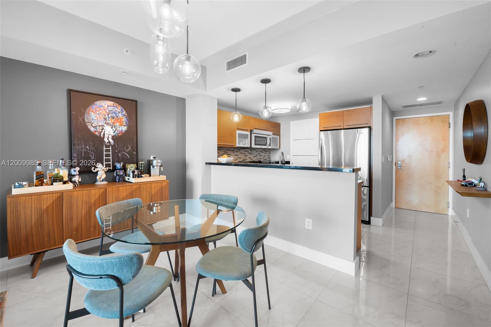 253 NE 2nd St #2503, Miami FL 33132