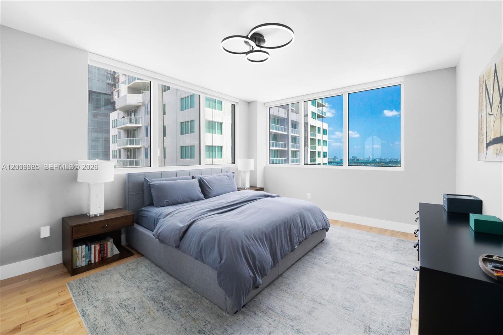 253 NE 2nd St #2503, Miami FL 33132