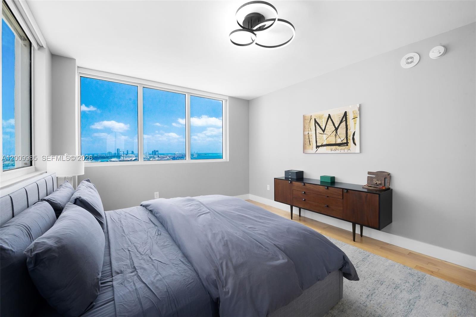 253 NE 2nd St #2503, Miami FL 33132