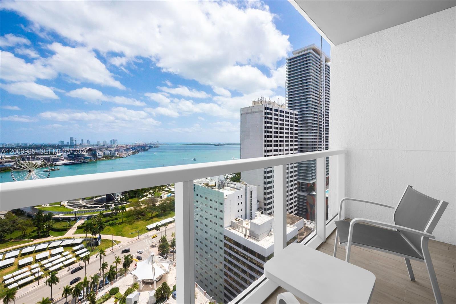 253 NE 2nd St #2503, Miami FL 33132