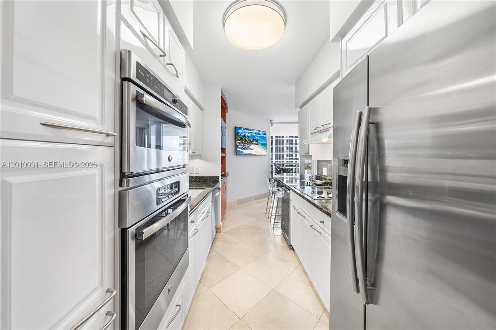 4779 Collins Ave #2404, Miami Beach FL 33140